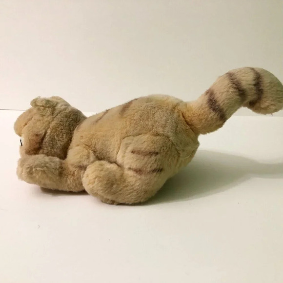 Vintage Garfield Laying Down Plush 12 Inch Long Stuffed Toy - Picture 5 of 16